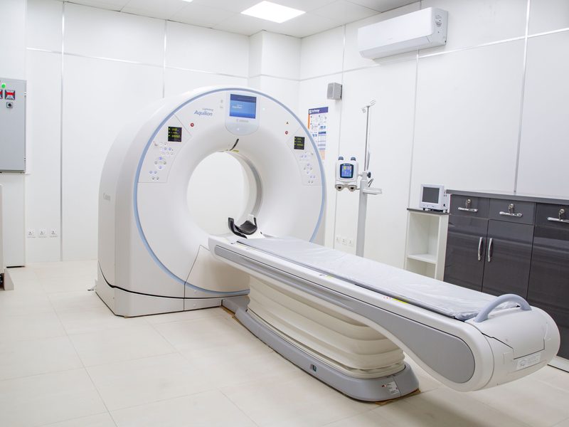 Proton therapy equipment
